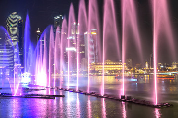 Naklejka premium Pokaz laserowy w Singapurze