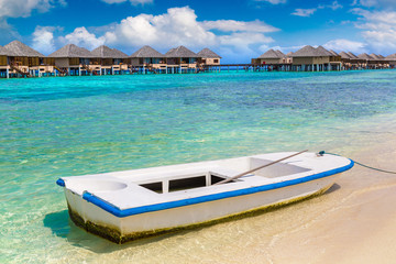 Fototapeta na wymiar Boat in the Maldives