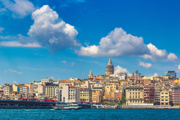 Fototapeta premium Galata Tower in Istanbul, Turkey