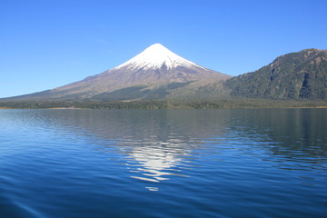 Obraz premium Osorno Volcano, Chile 