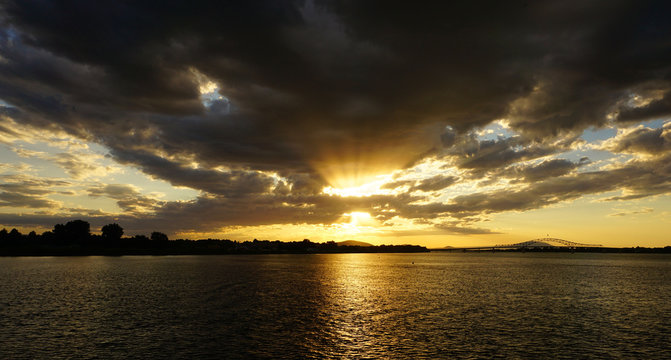 Sunset On Columbia River In Tri-cities Washington