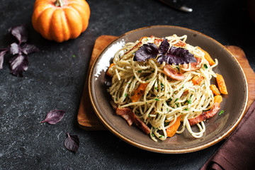 Autumn pasta with pumpkin and bacon