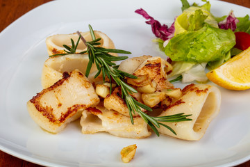 Delicious roated squids