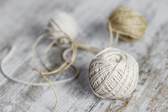 Natural fiber rope balls