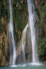Fototapeta na wymiar Wasserfall close
