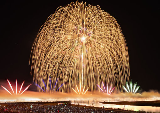 長岡花火 の画像 1 302 件の Stock 写真 ベクターおよびビデオ Adobe Stock