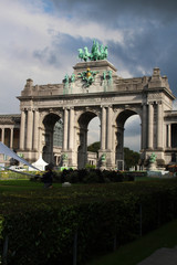 Fototapeta na wymiar Triumphal Arch at the Parc du Cinquantenaire.