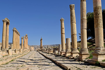Fototapeta premium Roman Ruins of Jerash , Ancient Roman city of Gerasa of Antiquity , modern Jerash, Jordan