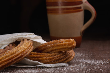 Churros fritos en manteca