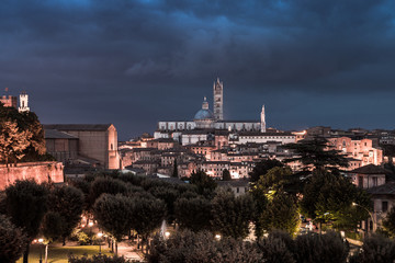 Obraz premium Siena Bluehour