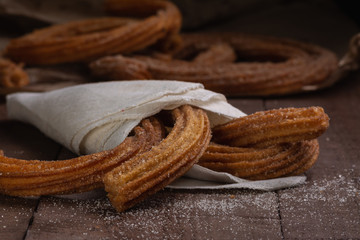 Churros fritos en manteca