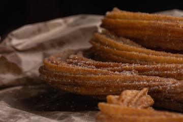 Churros fritos en manteca