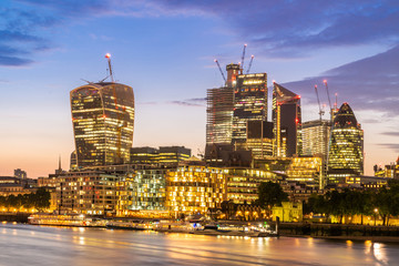 Fototapeta premium London downtown with River Thames sunset