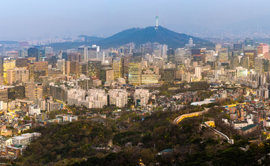 Naklejka premium Nocny widok na panoramę miasta Seul Downtown