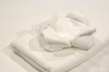 Obraz premium white towels on bed