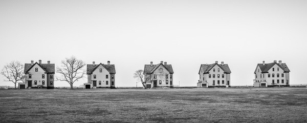 Obraz premium Army Houses Five BW 