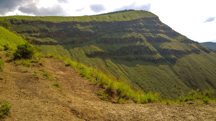 Obraz premium A panoramic view of Menengai Crater, Rift Valley, Kenya