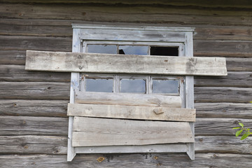 abandoned and unfinished wooden house