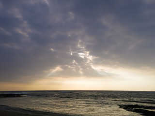 Obraz premium Dramatic Clouds during Beach Sunset