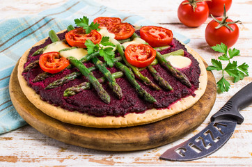 Pizza with vegetables