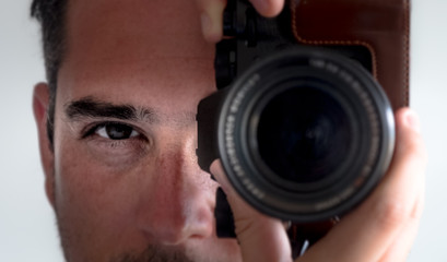 photographer eye contact camera viewfinder