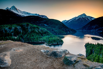 beautiful mountain and lake in washington at diablo dam