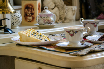 piece of cake with mug