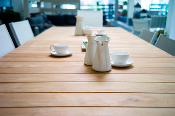 Dinner table whit dishes.