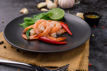 Shrimps with seafood sauce.