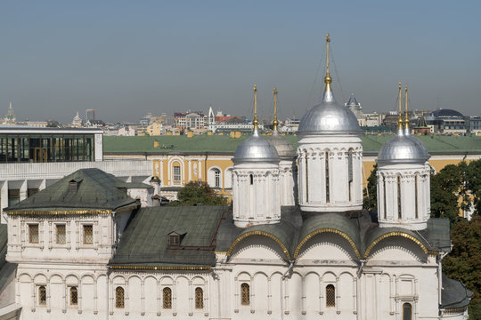 Патриаршие палаты и церковь Двенадцати апостолов в Московском Кремле. Вид с колокольни.