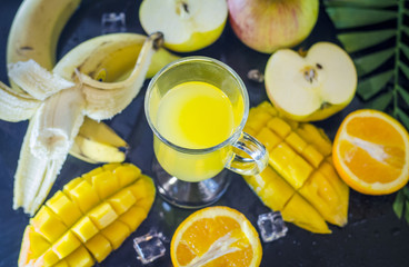 multivitamin and multifruit juice