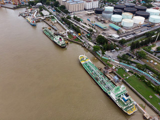 Sea freight, Crude oil tanker lpg ngv at Bangkok Port Thailand / Oil tanker ship to Port of Singapore - import export around in the world