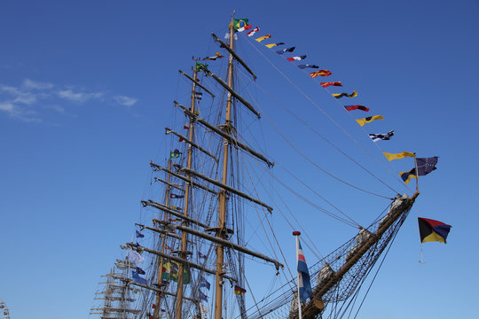 Hanse Sail Rostock, Wimpel, Flaggen, Wimpelkette, Warnem&uuml;nde 