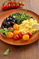 Simple black beans with scrambled eggs and vegetables