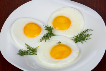 Fried three eggs