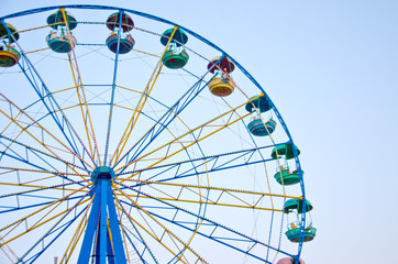 ride the Ferris wheel