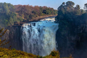 Fototapeta na wymiar The incredible Victoria Falls, mosi oa tunya 