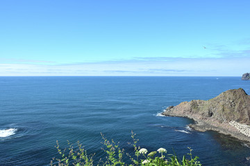 北海道　知床　斜里町ウトロ　オロンコ岩より望む
