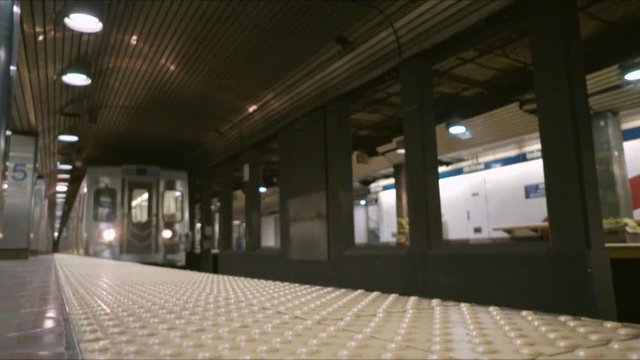 96fps El Train Slow Motion