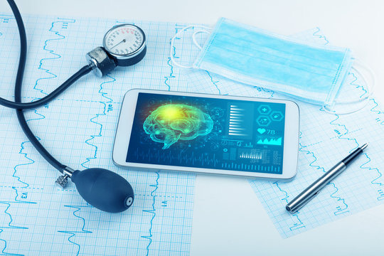 Brain functionality report with medical devices around
