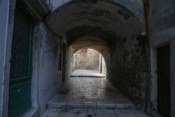 Obraz premium Narrow streets of Šibenik (Croatia)