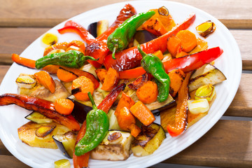 Sliced vegetables baked in the oven