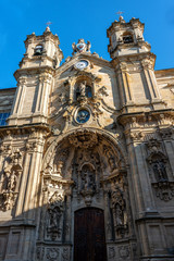Fototapeta na wymiar Die Basilika von Santa Maria del Coro, in Parte Vieja (Altstadt), San Sebastian (Donostia), Baskenland, Spanien