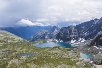 Obraz premium View of Yeshtu valley from the Surovy Pass. Altai Mountains landscape