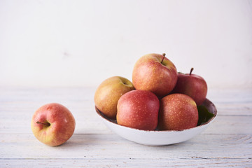 Fresh Juicy Ripe red apples in bowl