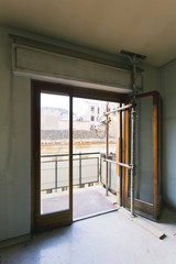 Apartment not renovated, room before renovation