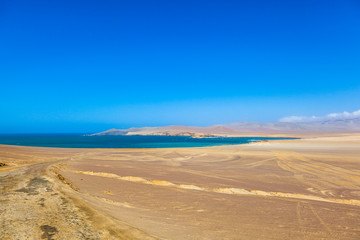  Paracas National Reserve