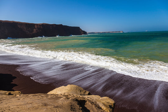  Paracas National Reserve