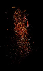 Keuken foto achterwand Cayenne peper poeder explosie, Flying Cayenne peper, Motion blur  © showcake