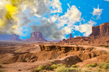 huge butte in the monument valley national park